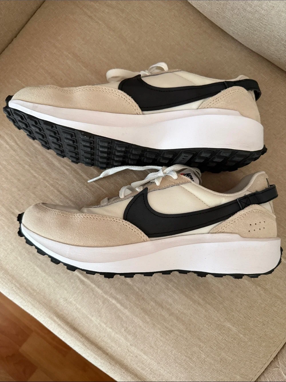 Nike Waffle Debut Sanddrift White Casual Sneakers Women's Size 9